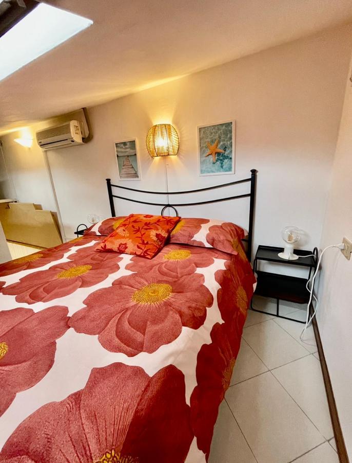 La Brezza Viareggina A 500 Mt Dal Mare, Dal Carnevale E Dagli Stabilimenti Balneari Apartman Viareggio Kültér fotó